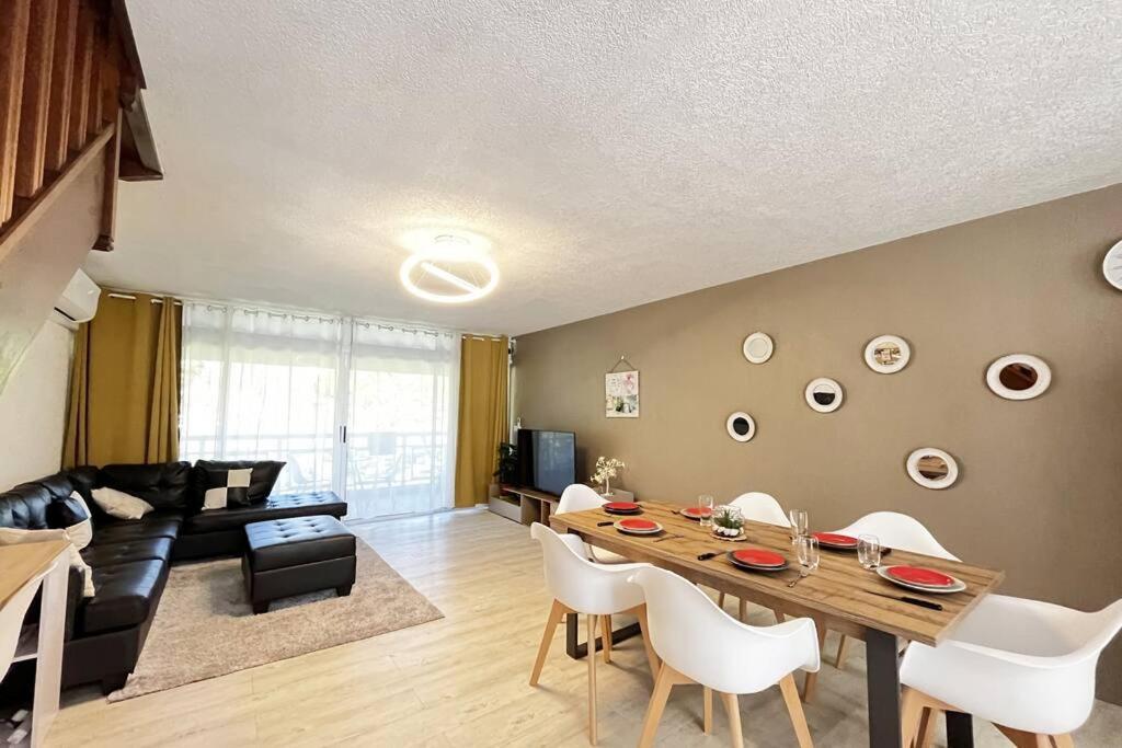 Heipoe Lodge - 6 Min Airport, Wifi, Ac & Parking 帕皮提 外观 照片